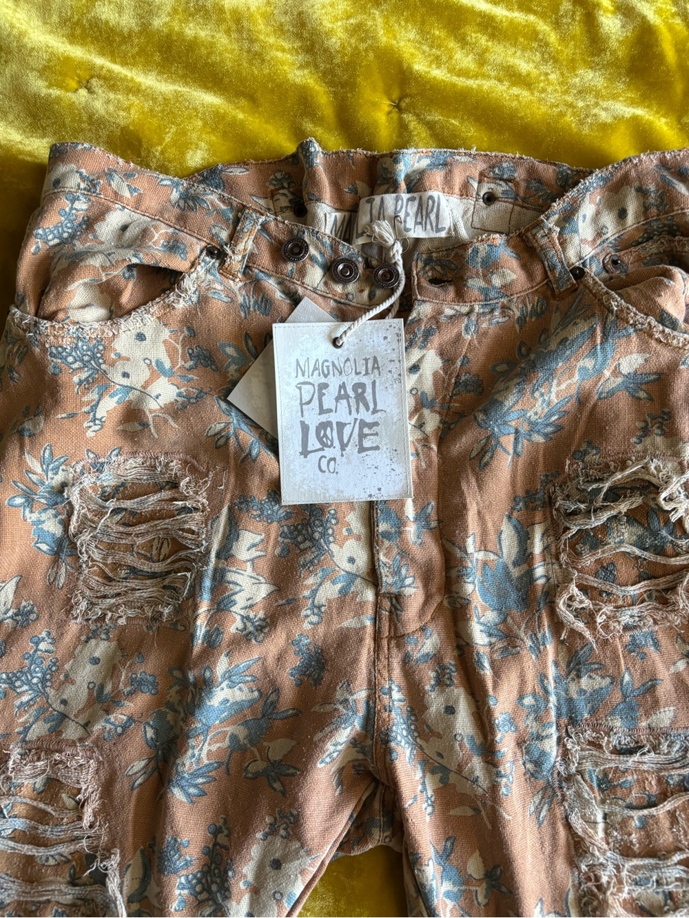 Magnolia Pearl Peach Floral Distressed Skinny Pants